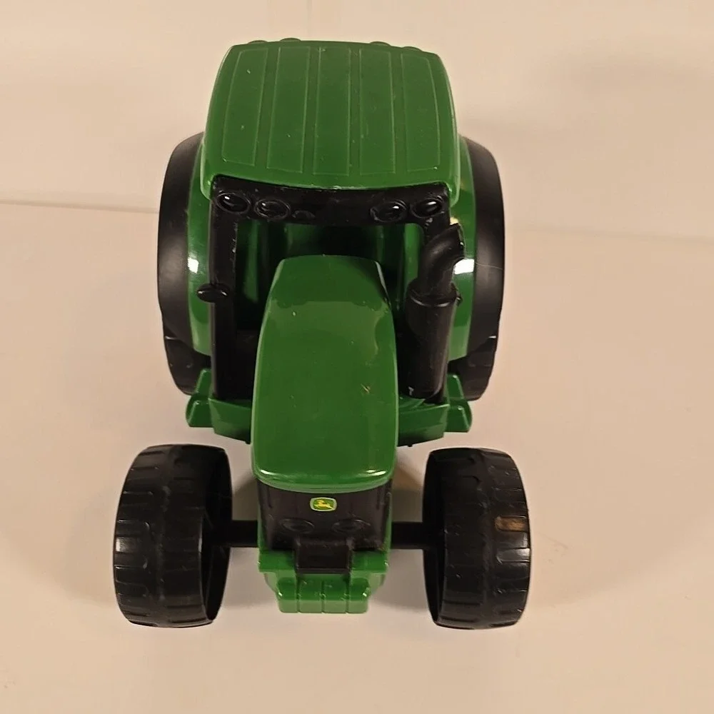 Green John Deere Monster Farm Tractor Model E0514Q00 Sound Feature Does Not Work